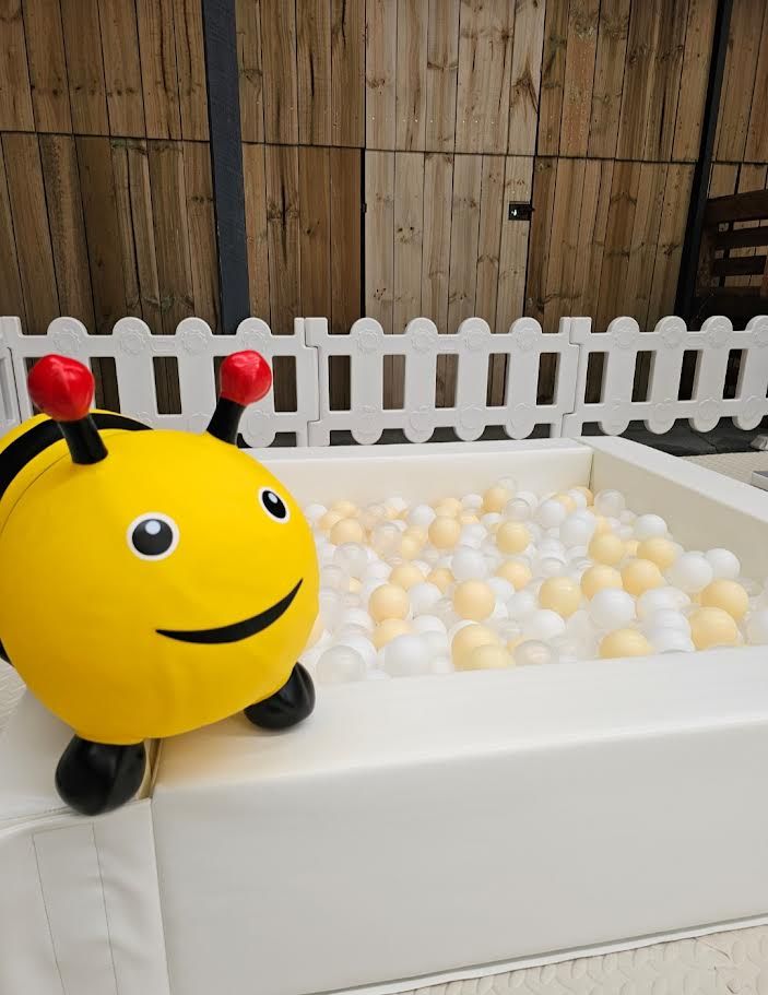 Turtley Easy Event Hire - Image 2